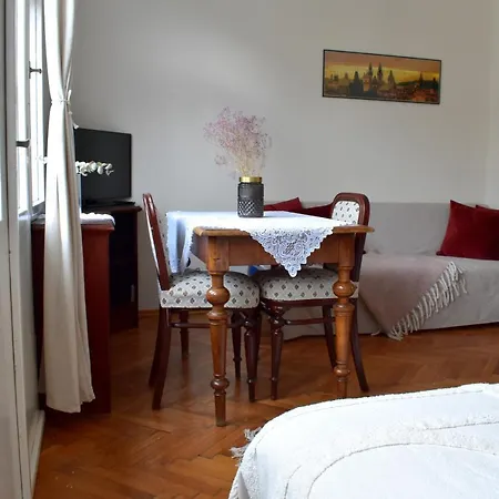 Old Town - Konviktska * Πράγα