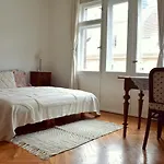 Old Town - Konviktska Apartman