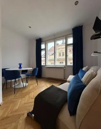 Old Town - Konviktská * Praga